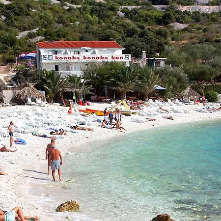 Double Hvar 11589a Gasthuis
