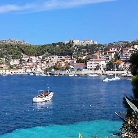 Double Hvar 11589a Gasthuis